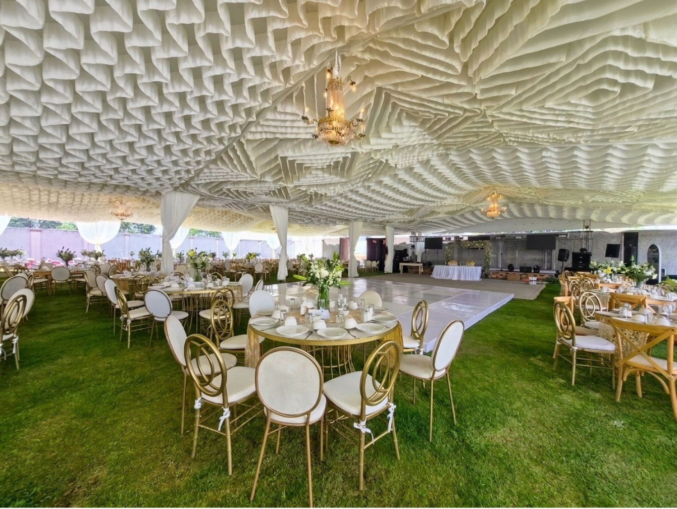Carpa Elegante Bamboo — Jardín de Eventos